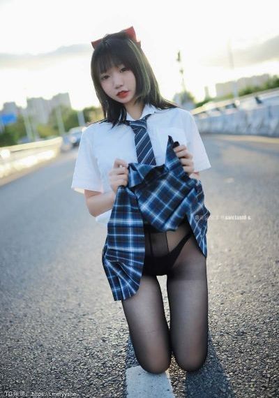 警察锅哥第三部53集播放_HD迅雷电影在线